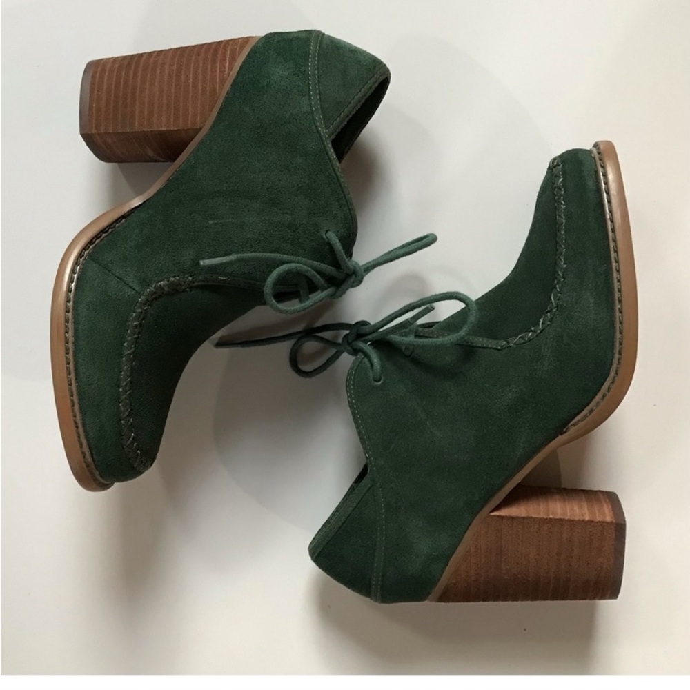 Kelsi Dagger Brooklyn • 6.5 • Lake Heeled Booties Green Suede